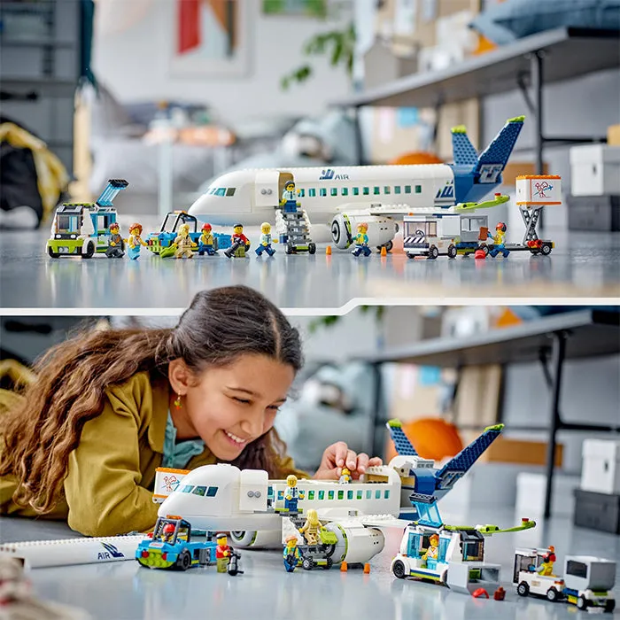 60367 PASSENGER AIRPLANE